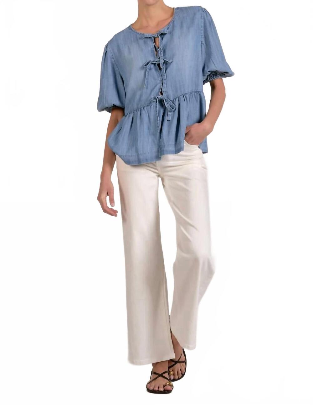 NEW ELAN women's denim daydream top in blue